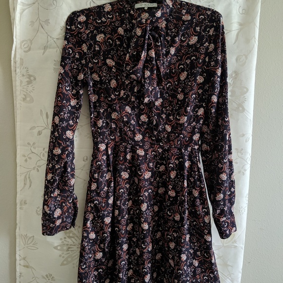 Floral print dress from WAYF - Picture 1 of 3